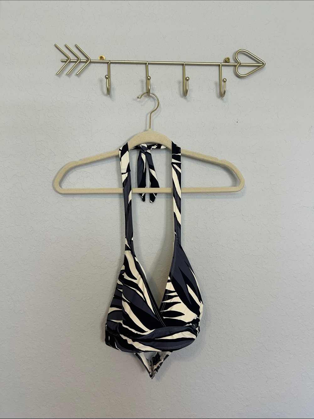 Anne Cole NWOT Halter Bikini Top Size D Black Cream Abstract Zebra Print Swim